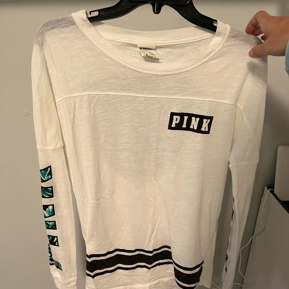 Victoria secret long sleeve size XS
